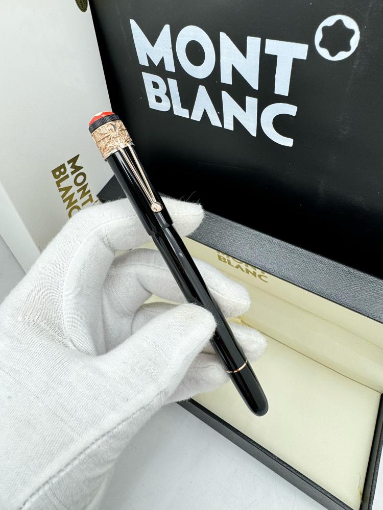 Montblanc pen snake design