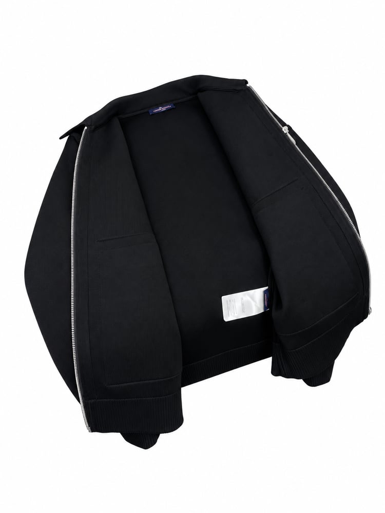 سويتر لويس فيتون رجالي أسود بسحاب وجيوب أمامية | Louis Vuitton Black Zip Jacket