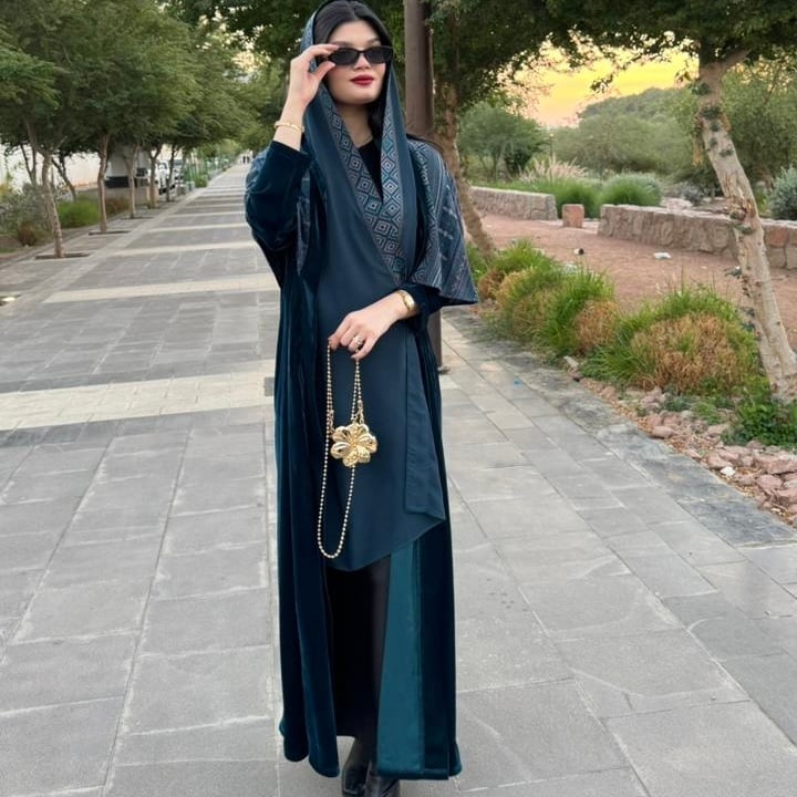 Abaya 01
