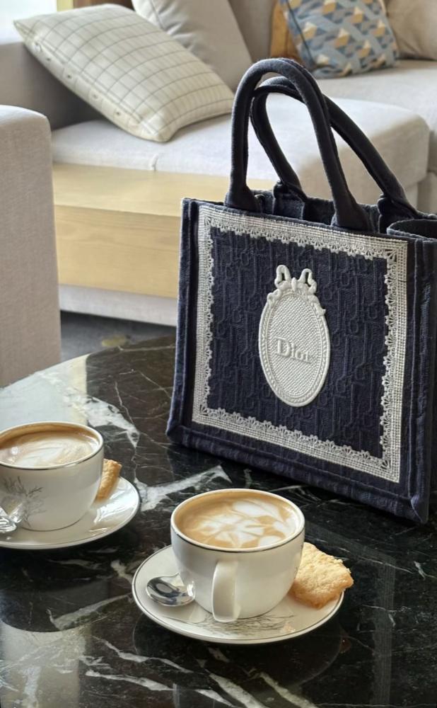 DIOR BAG 2026 - المقاس M
