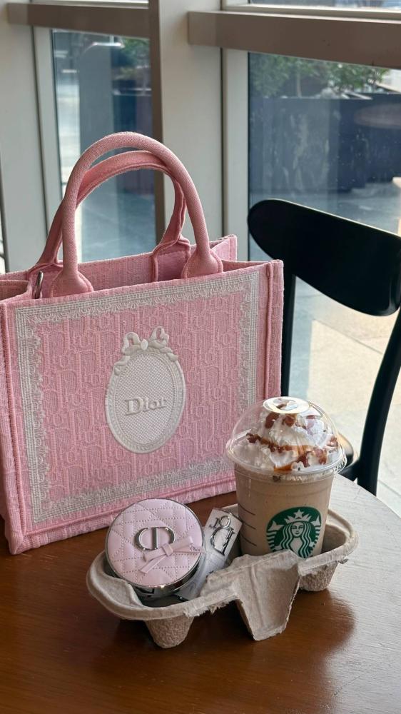 DIOR BAG 2026 - المقاس M