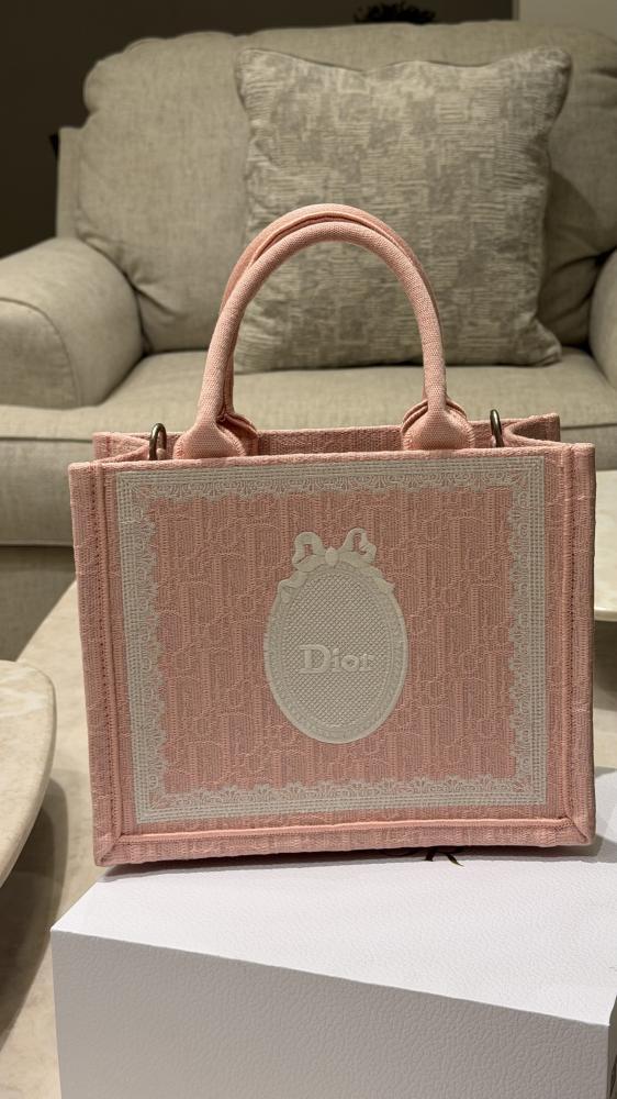 DIOR BAG 2026 - المقاس M