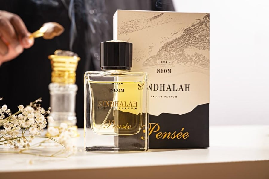 عطر سندلة او دو بارفيوم 100مل