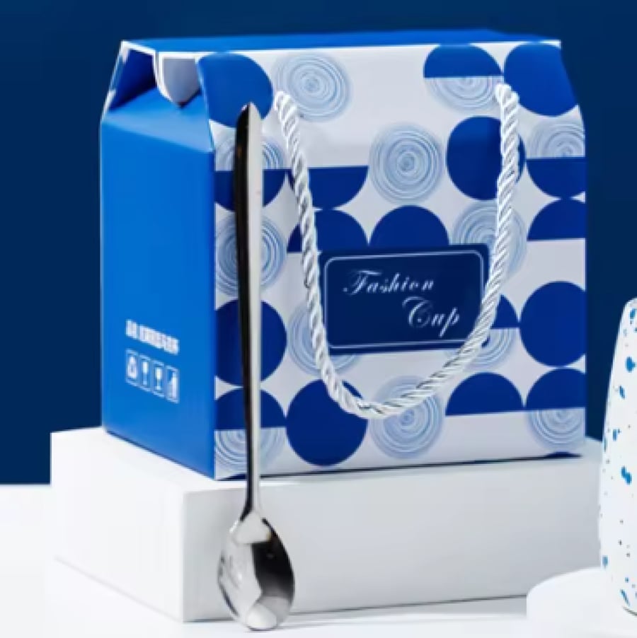 بوكس كوب سيراميك مع ملعقة ستيل 480 مل ابيض CERAMIC CUP