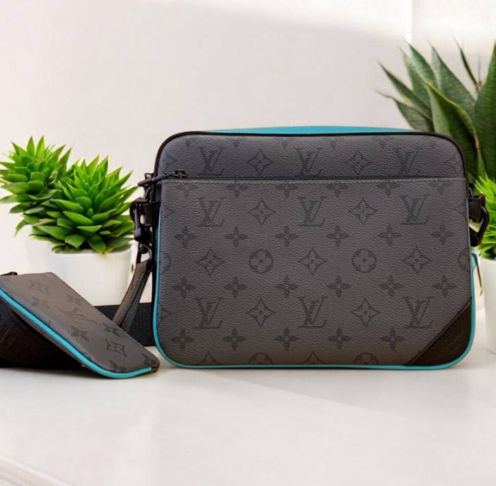 luggage  VUITTONLOUIS