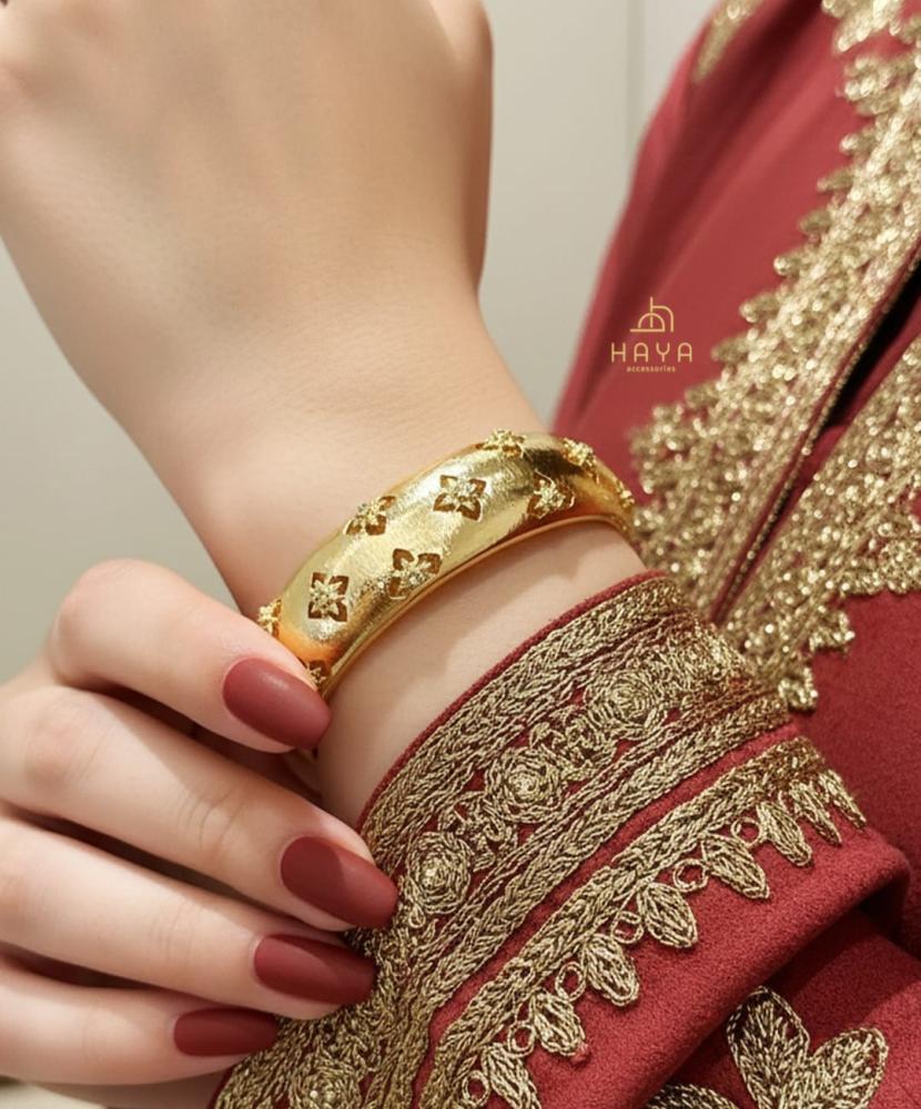 Bracelet and ring set plated