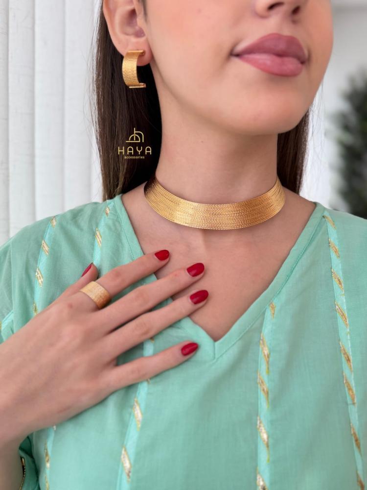 طقم متكامل فاخر كالذهب 100٪ (عقد + اسوارة + خاتم + حلق)