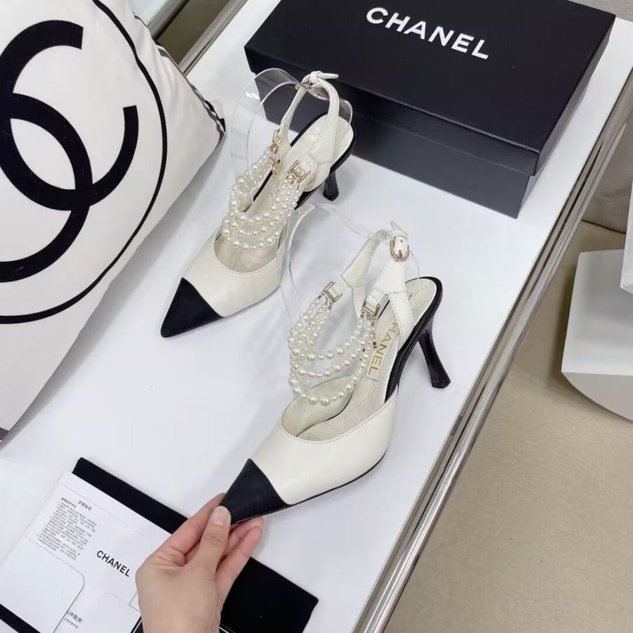 Chanel black & white (pearls) heels