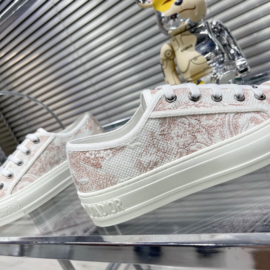 Dior low