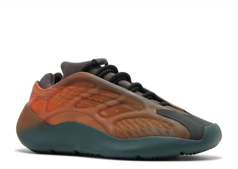Yeezy 700 Copper