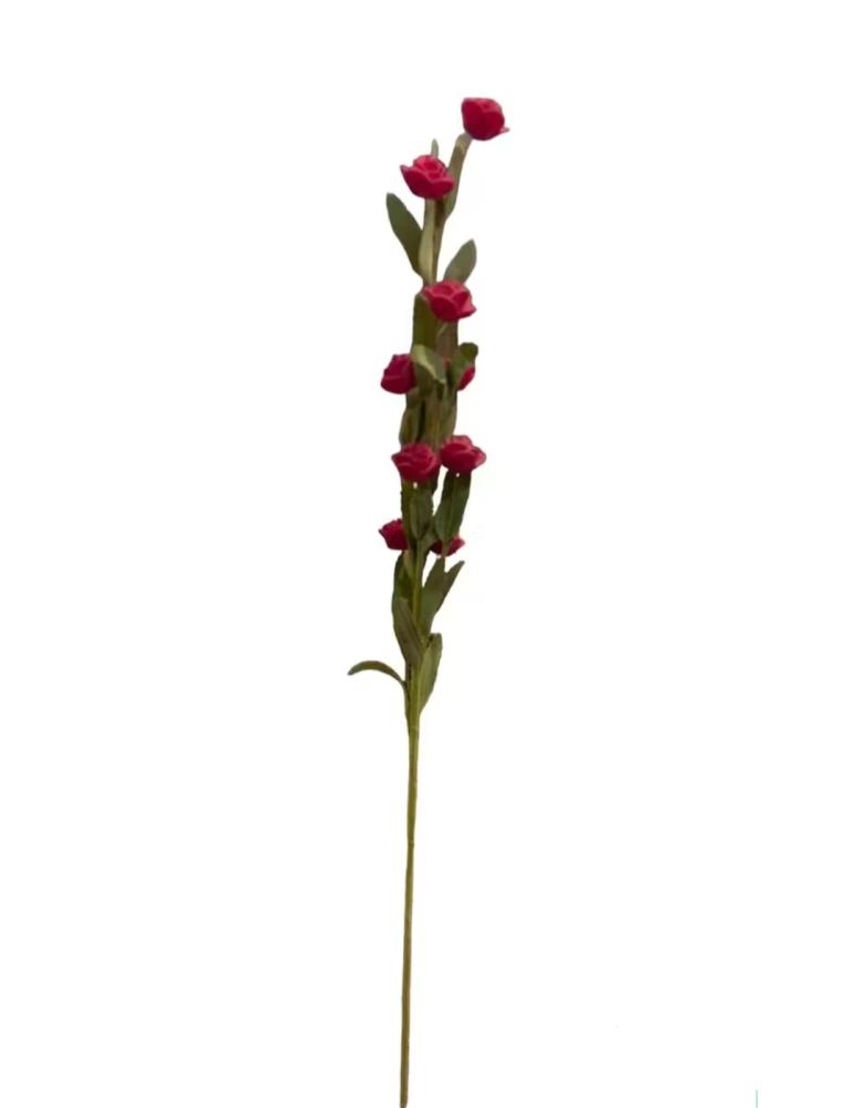 Artificial roses in red color