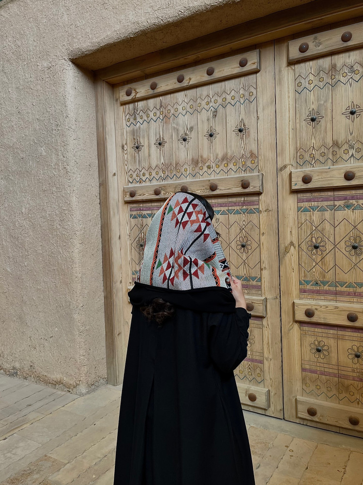 عباية كريب مع طرحة سدو