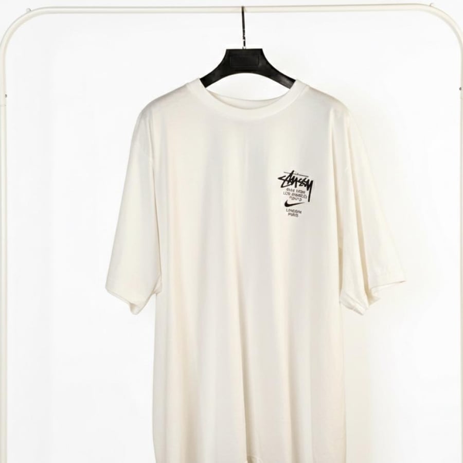تيشيرت Stüssy x Nike "Cultural Ecosystem" - إصدار محدود