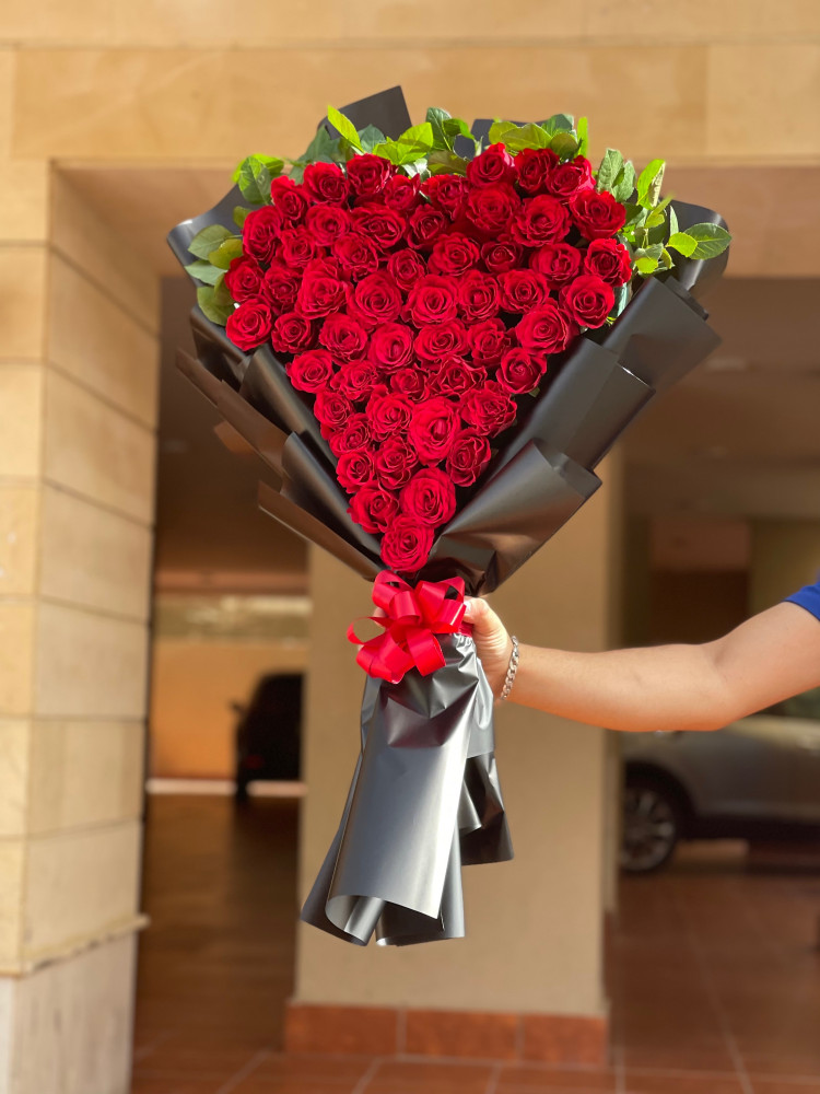 قلب احمر 83 Flower