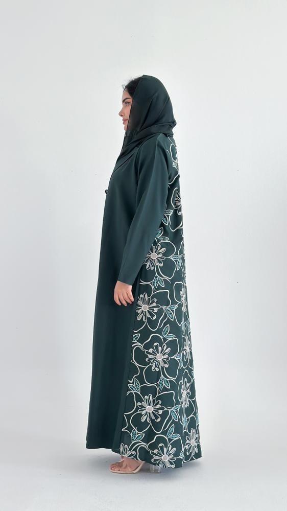 عباية بليزر مطرزة من الخلف