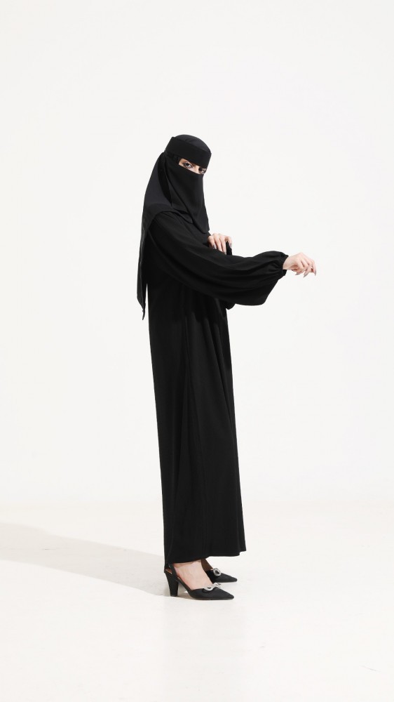 عباية ساده باكمام زم