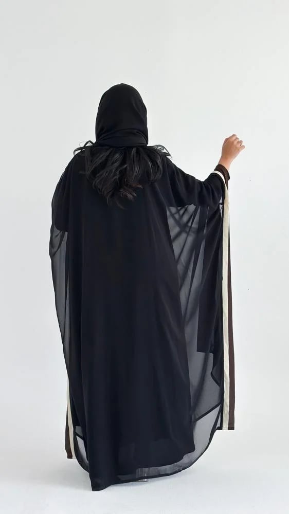 عباية بشت مفتوحة من الجوانب