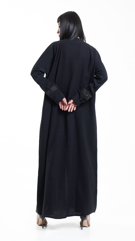 عباية بتطريز ذهبي