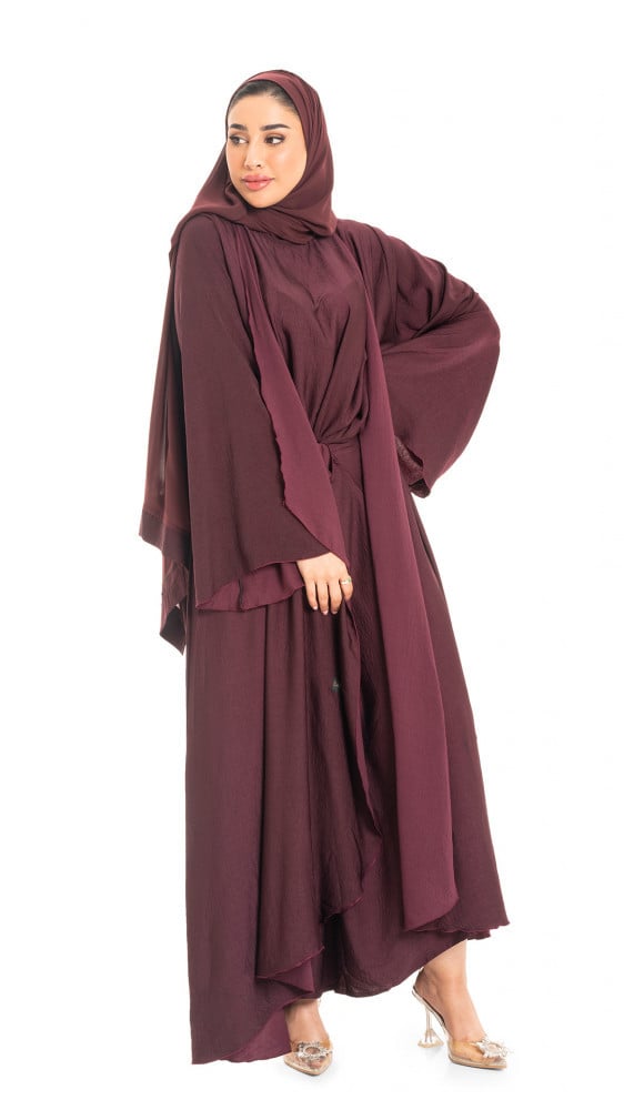 عباية عنابي مع فستان