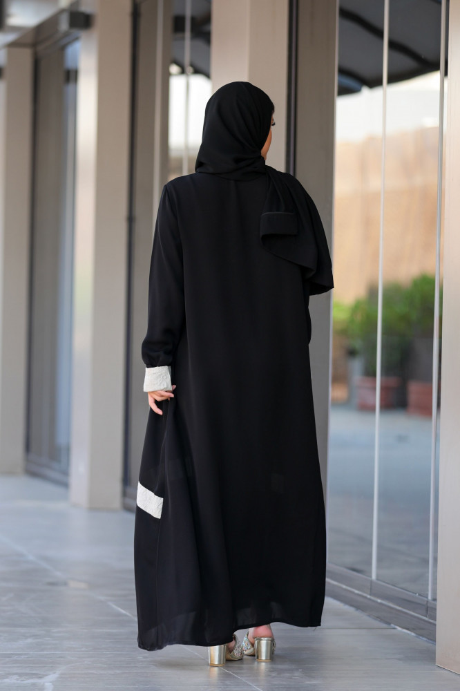 عبايه بأكمام بيج من خامة اللينن