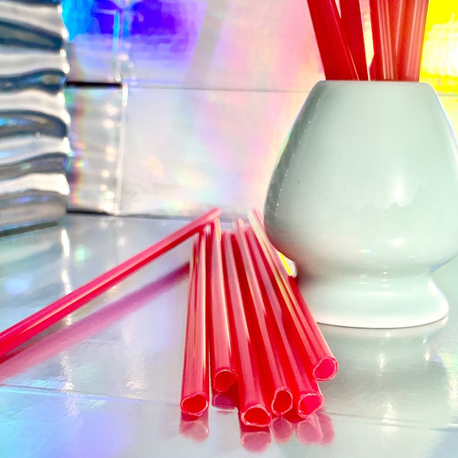 Red  Heart Straw