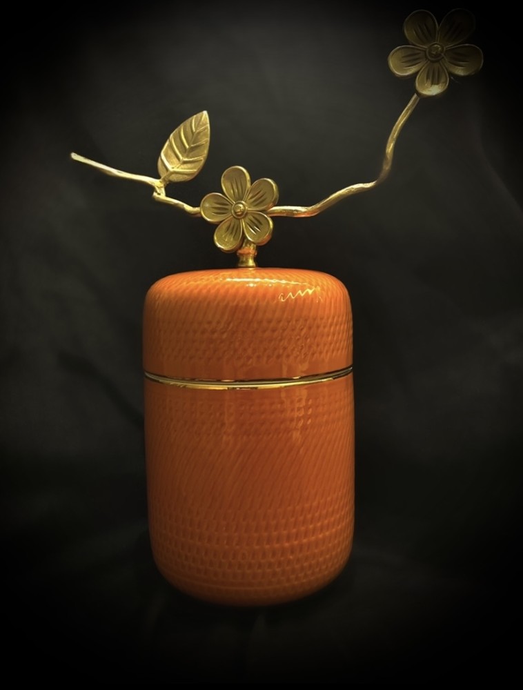 Cylindrical ceramic vase