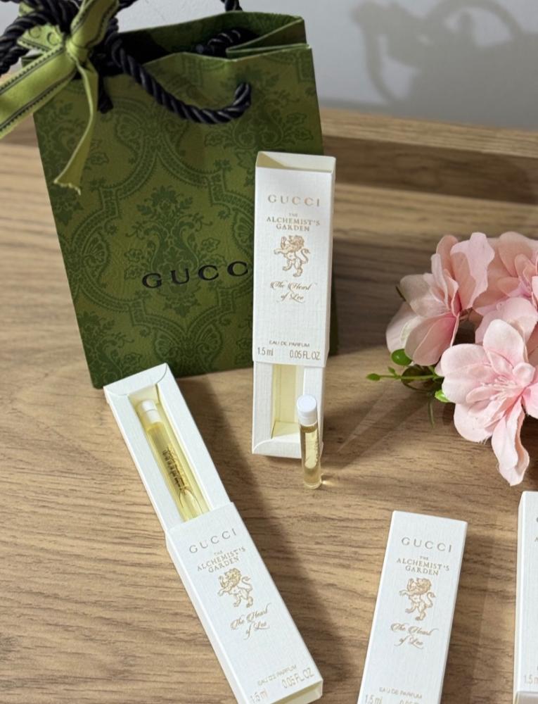 عطر قوتشي اصلي 1.5 مل | مع الكيس - 12 حبة