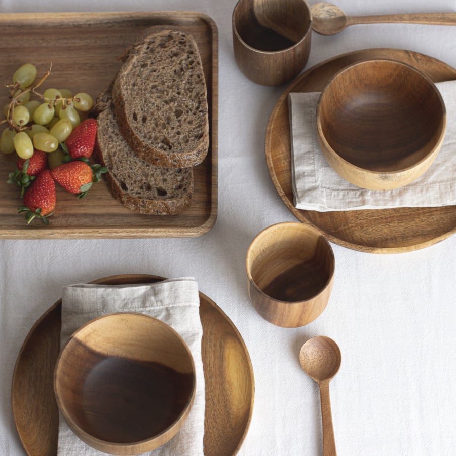 soft wood bowl - وعاء