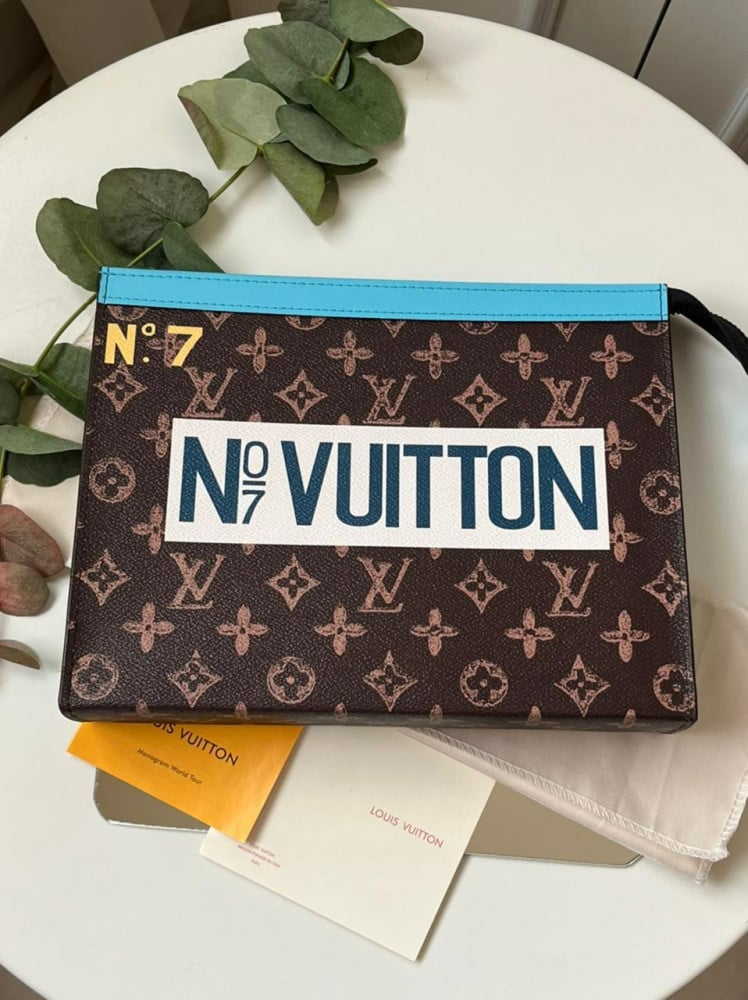 باوتش  LV