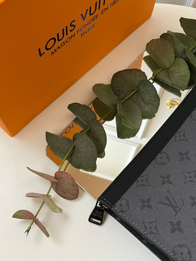 باوتش LV