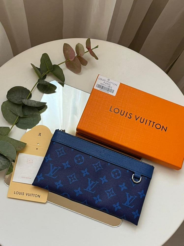 باوتش  LV