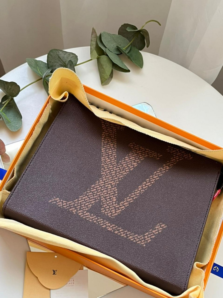 باوتش LV