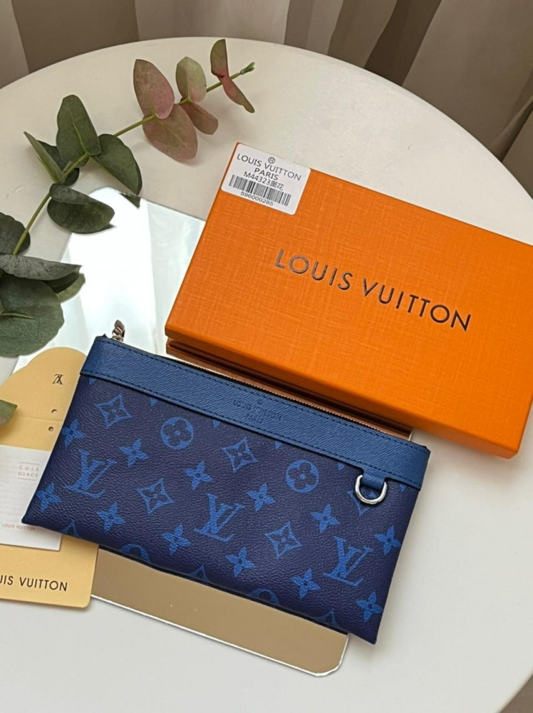 باوتش  LV