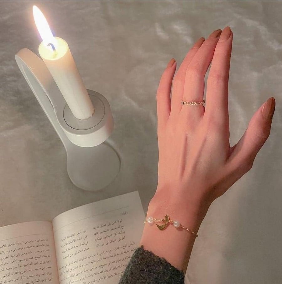 اسوارة الحرف مع تصميم اللؤلؤ