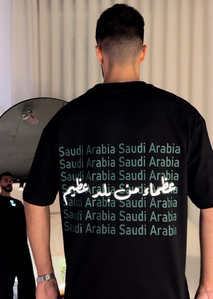 تيشرت عظماء من بلد عظيم