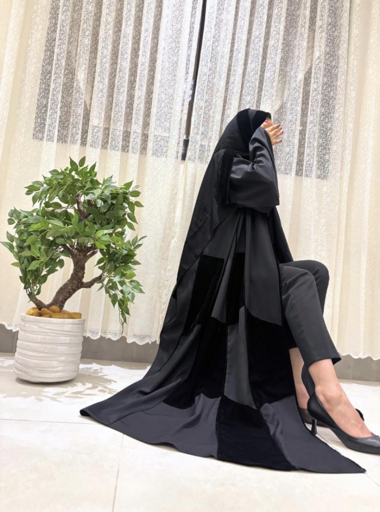 عباية جود ( تسليم فوري لكل المقاسات )