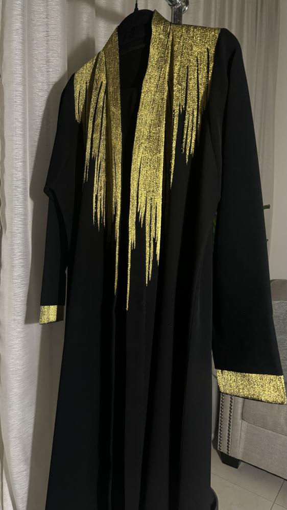 العباية الذهبية