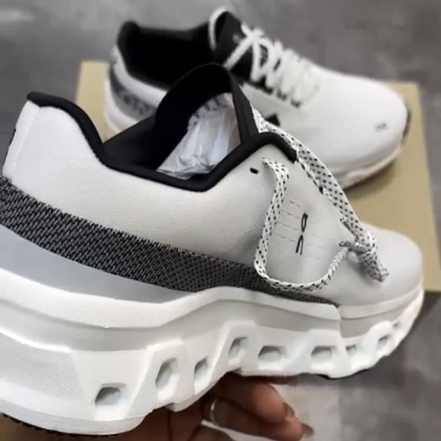 On Running Cloudmonster 2 "Undyed/Frost" sneakers
