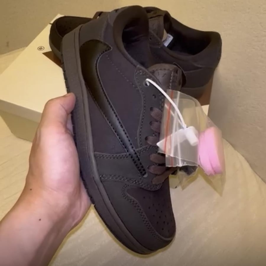 Air Jordan X Travis Scott 1 Low OG "Velvet Brown" sneakers