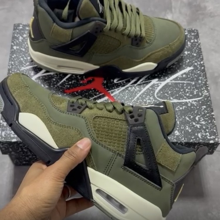 Air Jordan 4 Craft "Medium Olive"