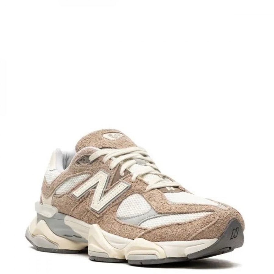 New balance 9060 “ Driftwood”