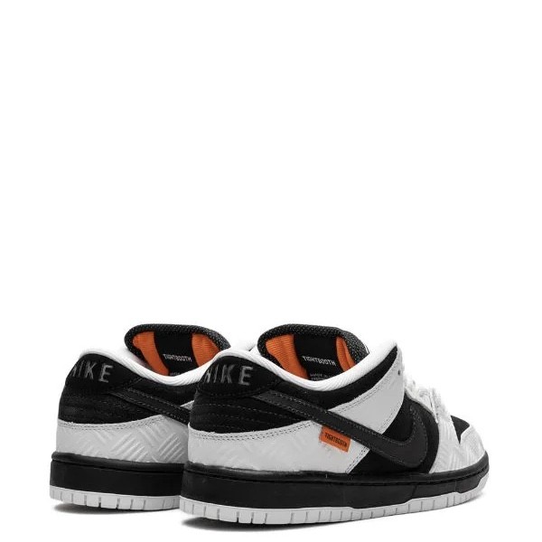 Nike x TIGHTBOOTH SB Dunk Low