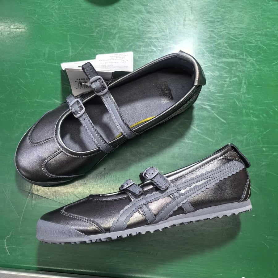 Onitsuka Mexico 66 TGRS 'GUNMETAL/METROPOLIS '