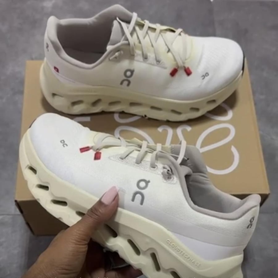On Running Cloudtilt mesh sneakers