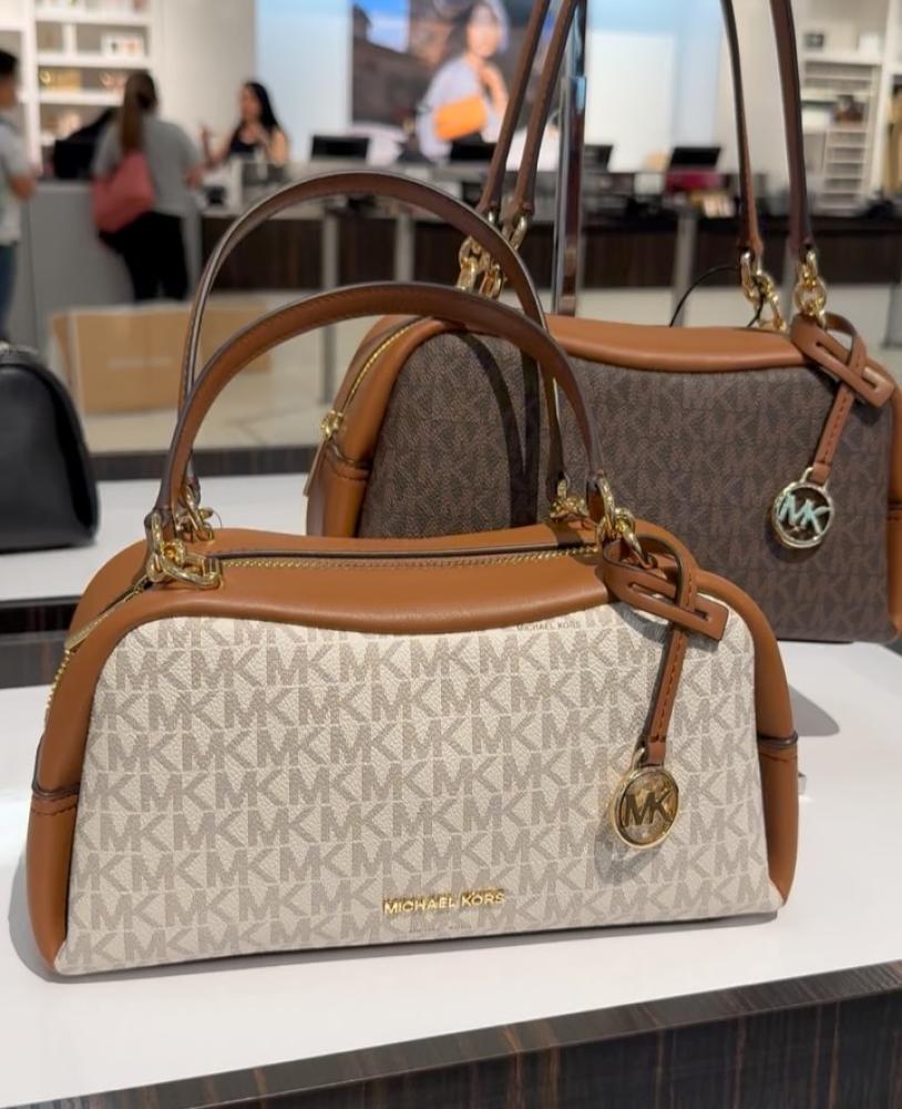 Cecily Medium Shoulder Bag