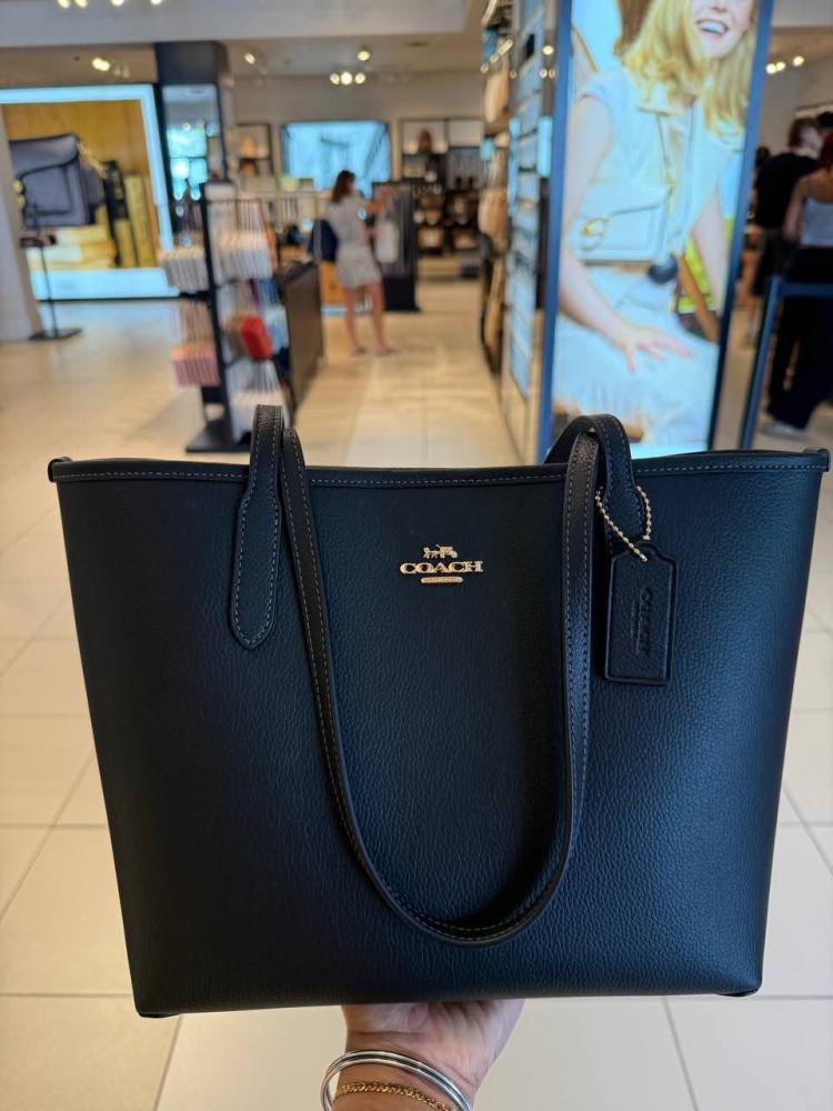 Medium City Tote Bag