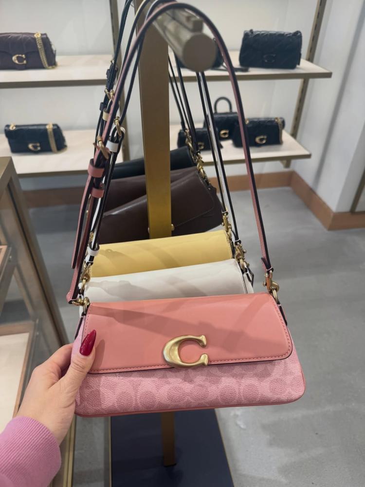 Jet Shoulder Bag