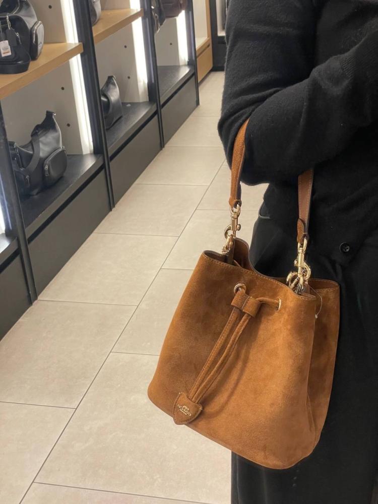 Rowan Bucket Bag