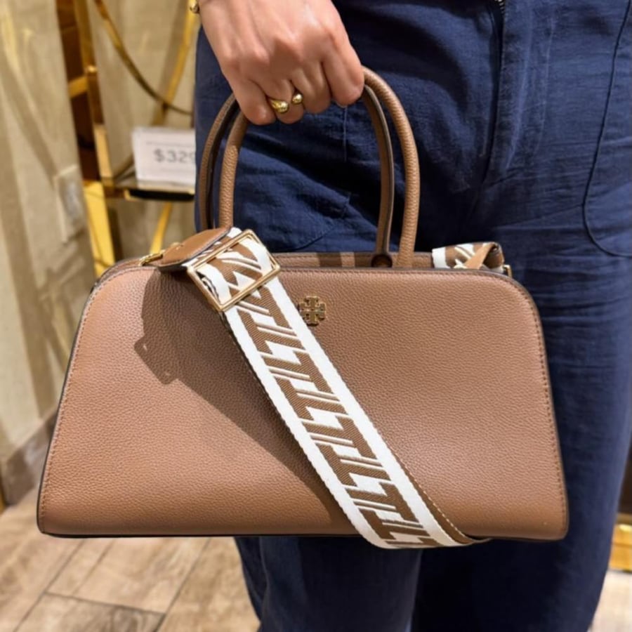 SMALL CENTER ZIP SATCHEL