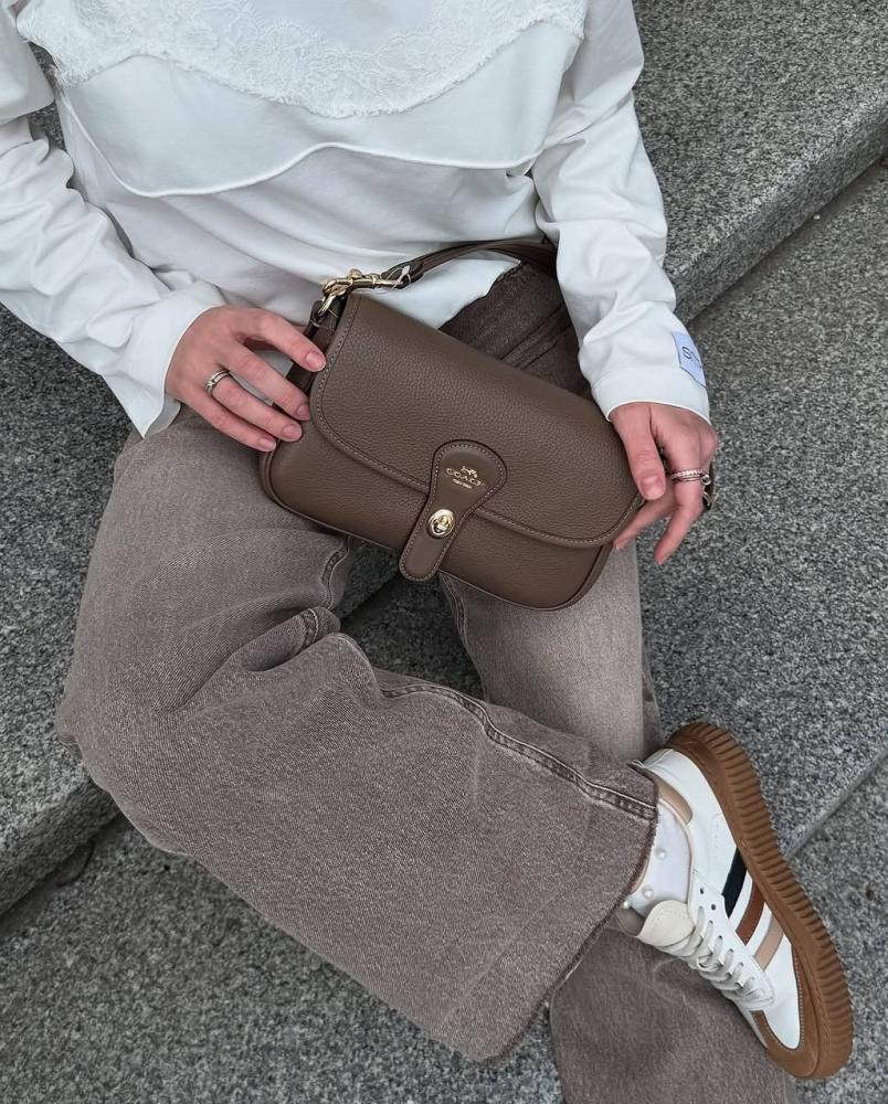 Hadley Shoulder Bag